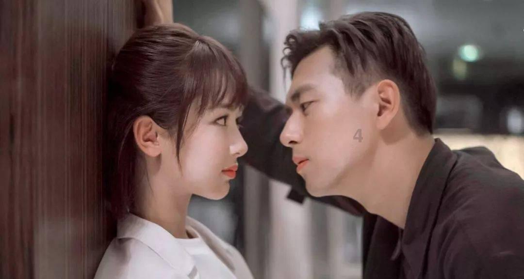 救援聪明的小女生