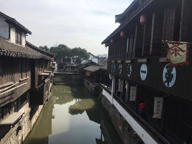 歌尽凡尘
